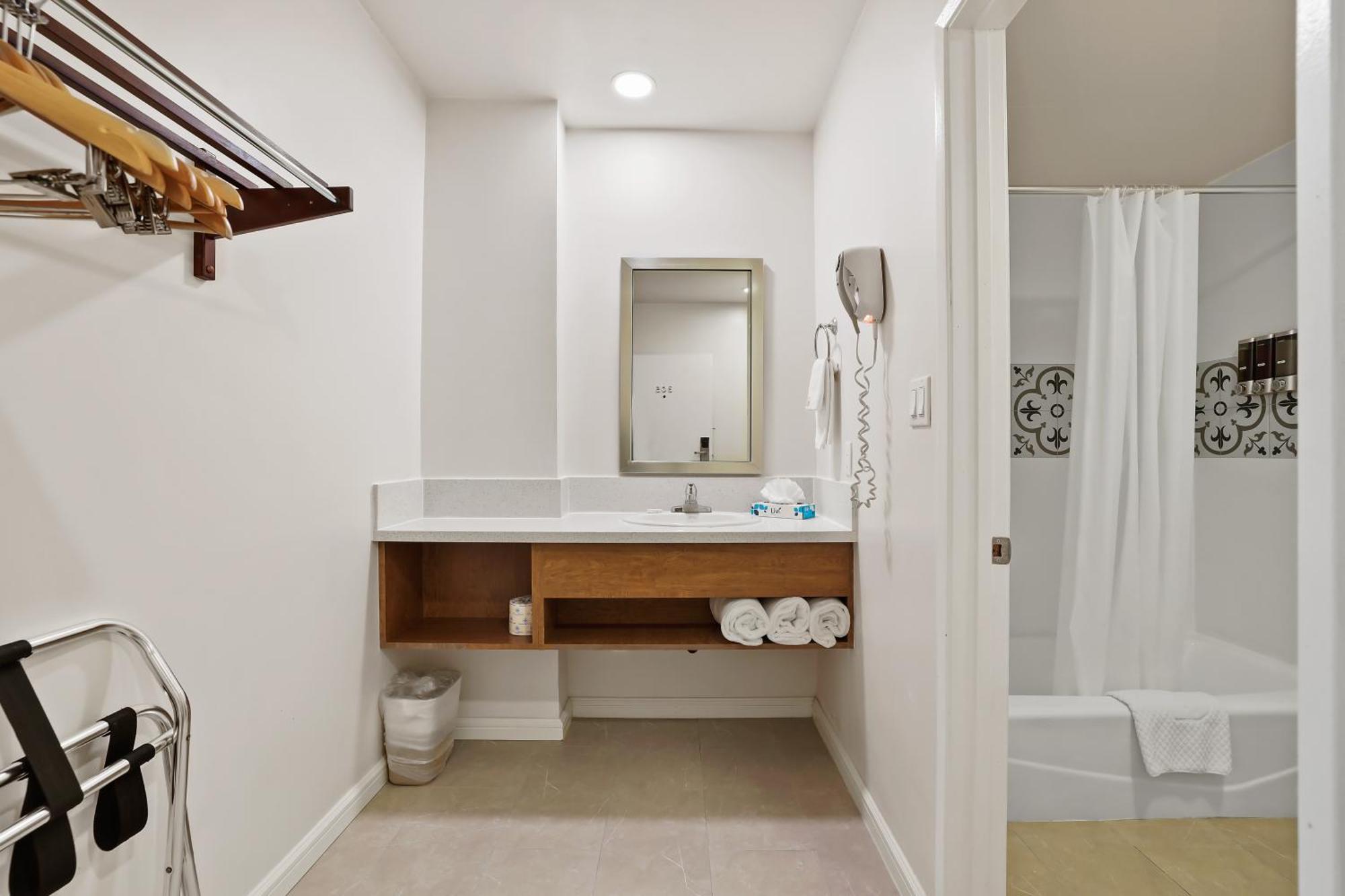 Brookhurst Plaza Inn Anaheim Dış mekan fotoğraf